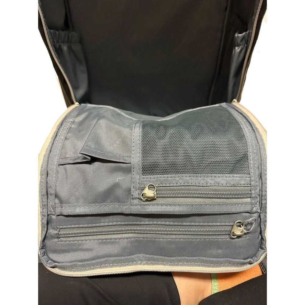 NEW Doughnut Macaroon Backpack 16L Leather Trim Water Resistant Ivory & Espresso